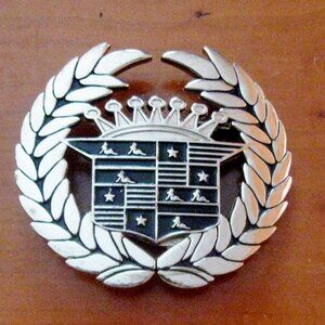 Cadillac Mudflap Girl Belt Buckle Large Silver w/ Bottle Opener 187 Inc. > In go